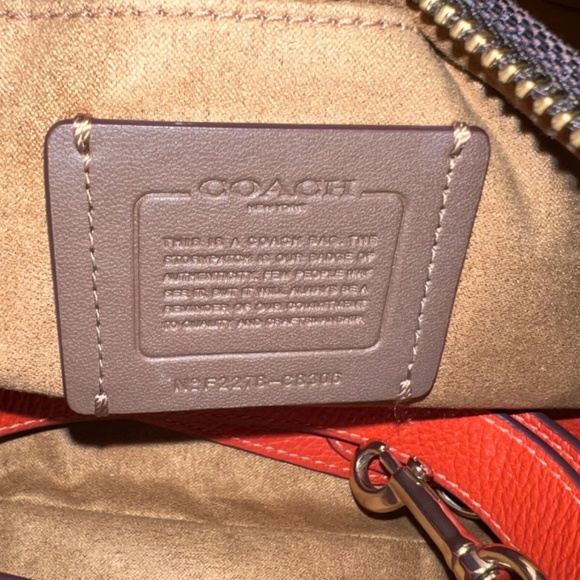 Authentic Coach Shoulder Bag - Picture 4 of 4